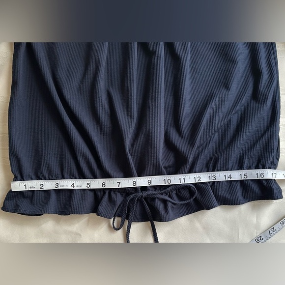 Theory Elegant Black Off-Shoulder Blouse - Picture 9 of 14